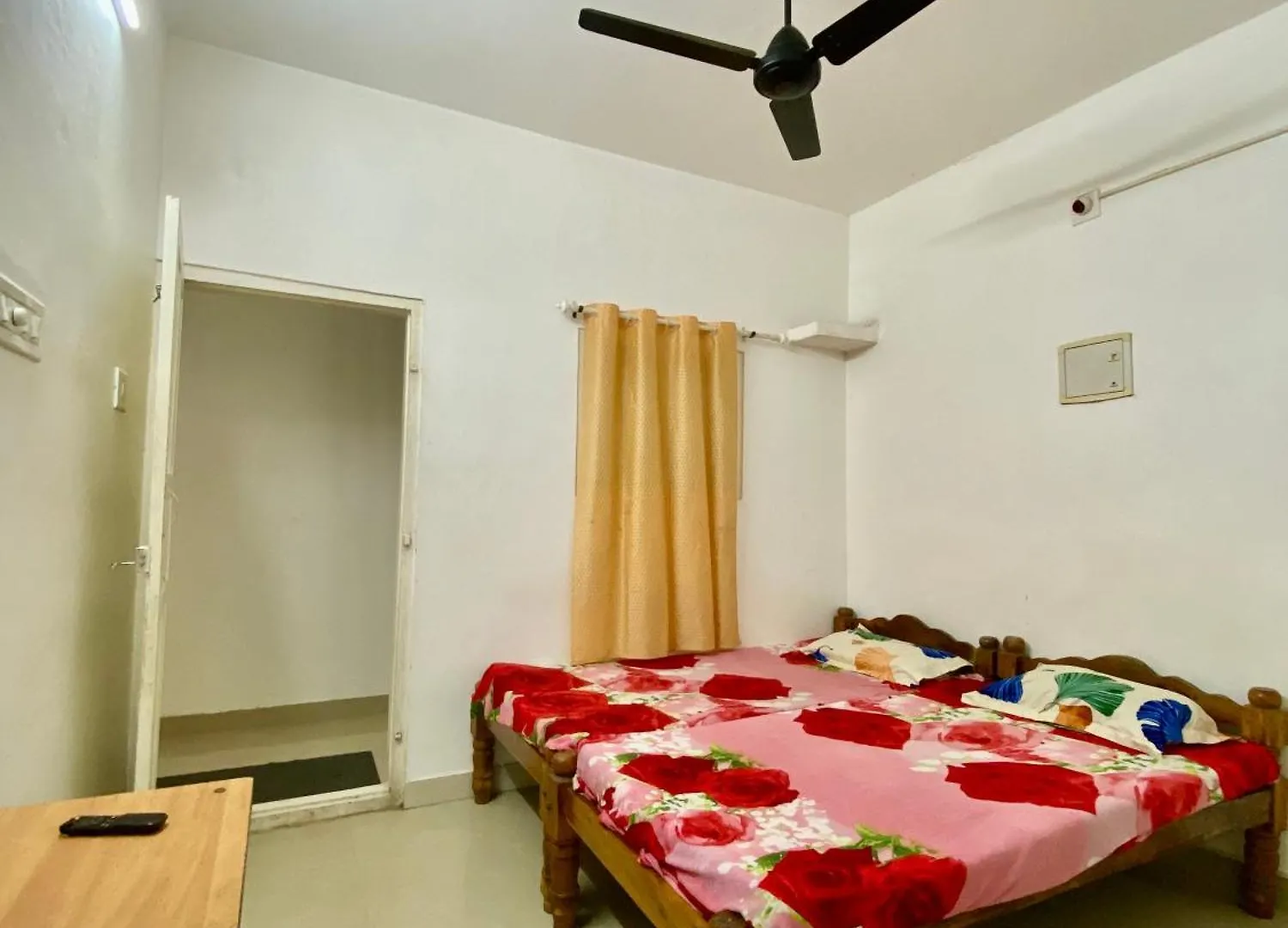 Rajatheeram Beach Homestay & Backwater Cruise Alleppey アーラップーザ県 0*,