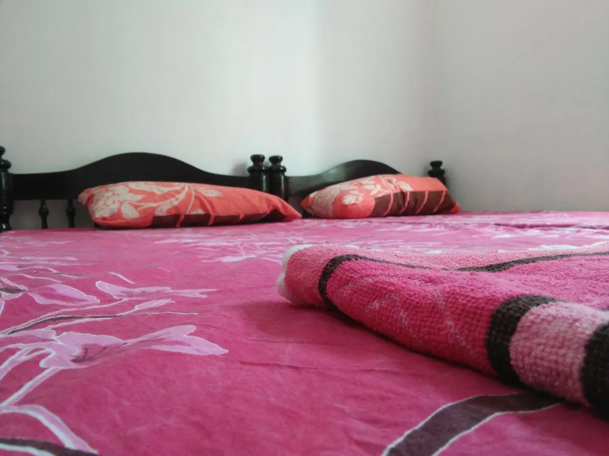 Rajatheeram Beach Homestay & Backwater Cruise Alleppey アーラップーザ県 0*,
